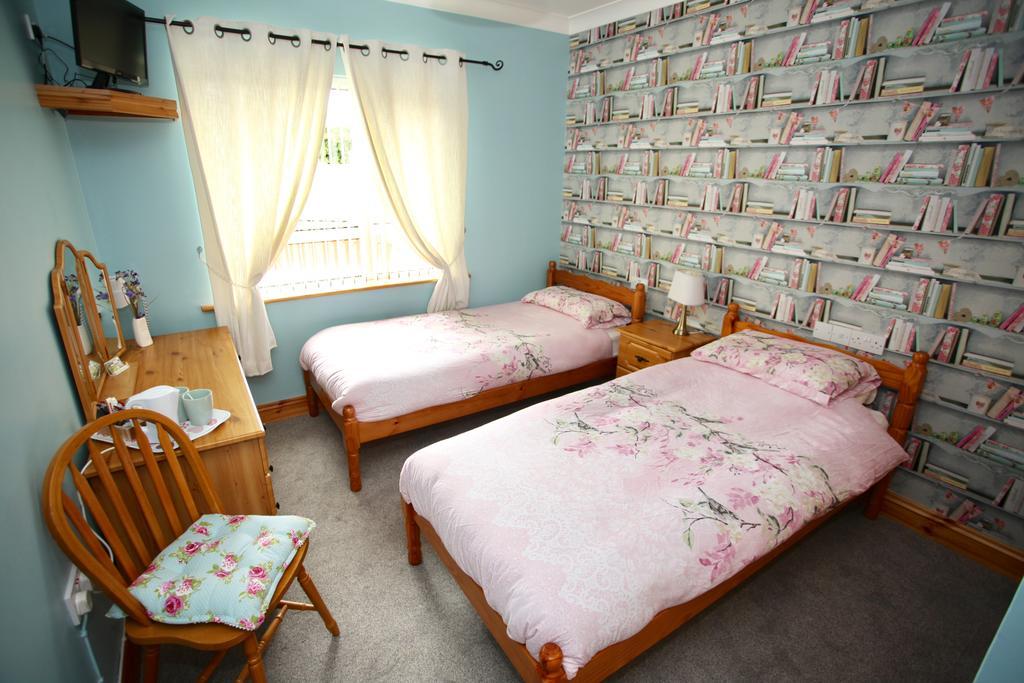 לטרקני Burndale House B&B מראה חיצוני תמונה